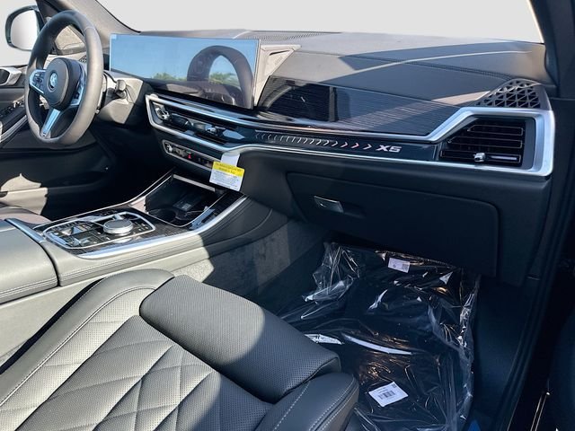 New 2026 Black BMW xDrive50e image 22