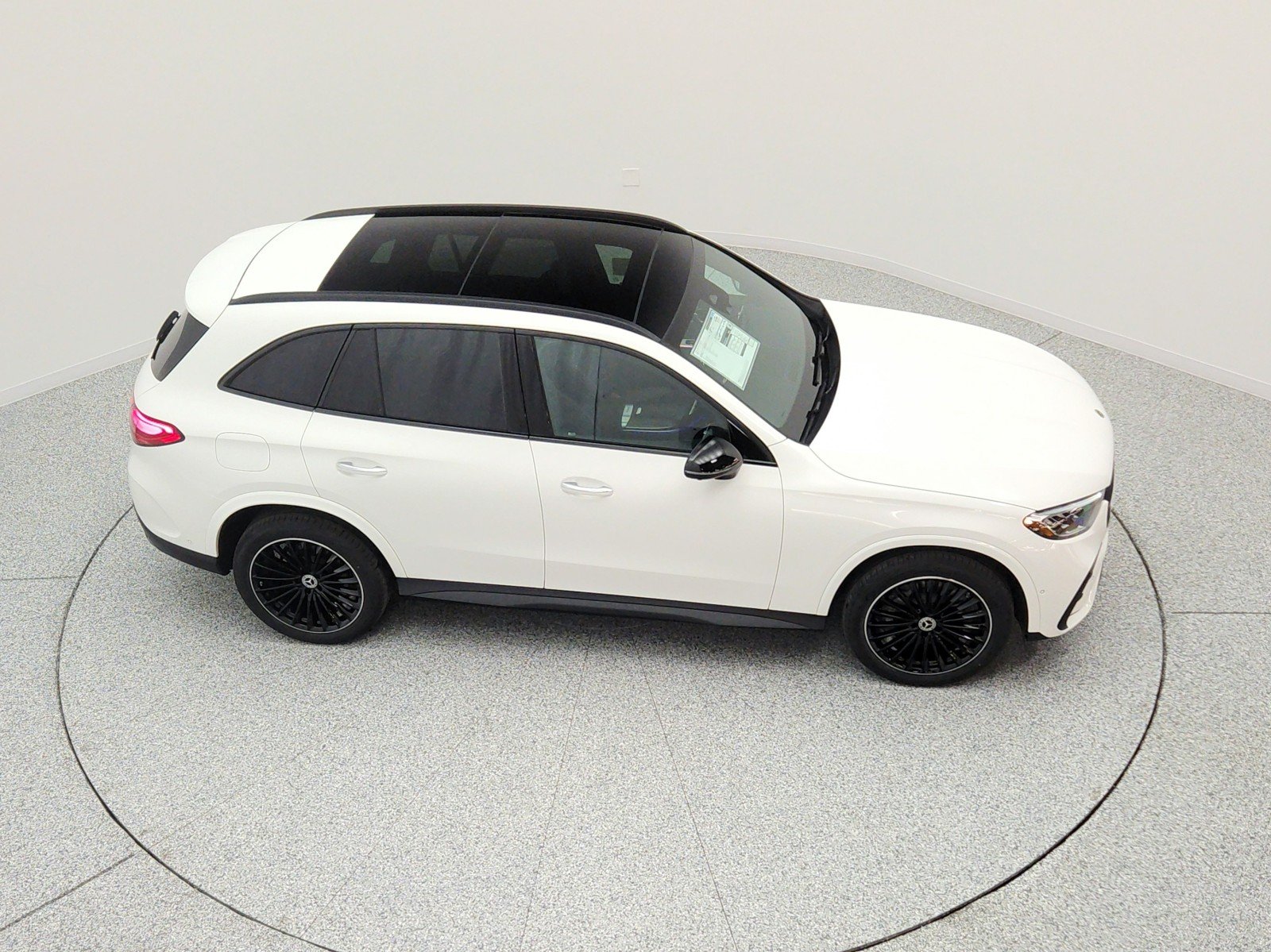 New 2026 Polar White Mercedes-Benz GLC 300 SUV image 19