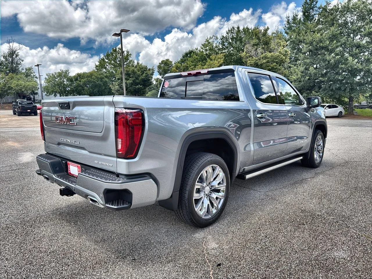 2026 GMC Sierra 1500 Denali - Photo 8
