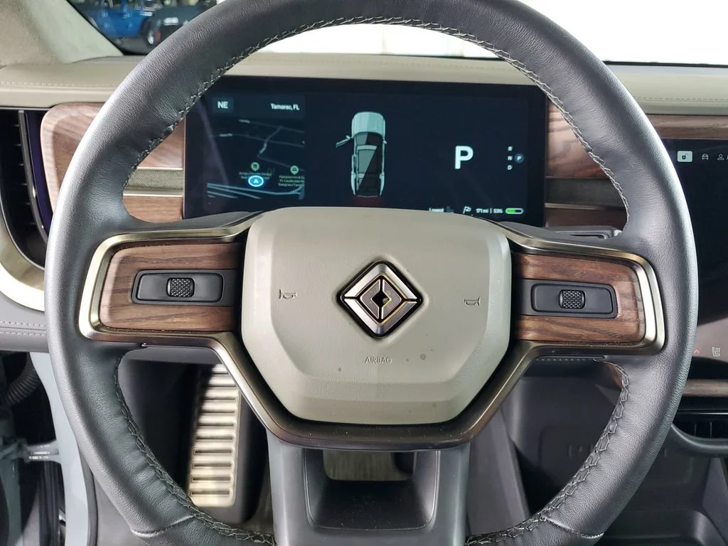 Used 2024  Rivian Adventure image 24