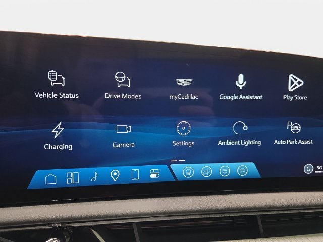 2027 Cadillac OPTIQ Sport - Photo 17