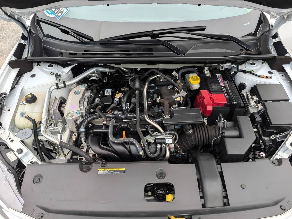 Used 2025 Fresh Powder Nissan SV image 28