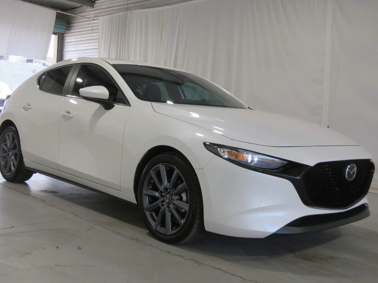 Certified Used 2024 Snowflake White Pearl Mica Mazda 2.5 S Preferred image 3