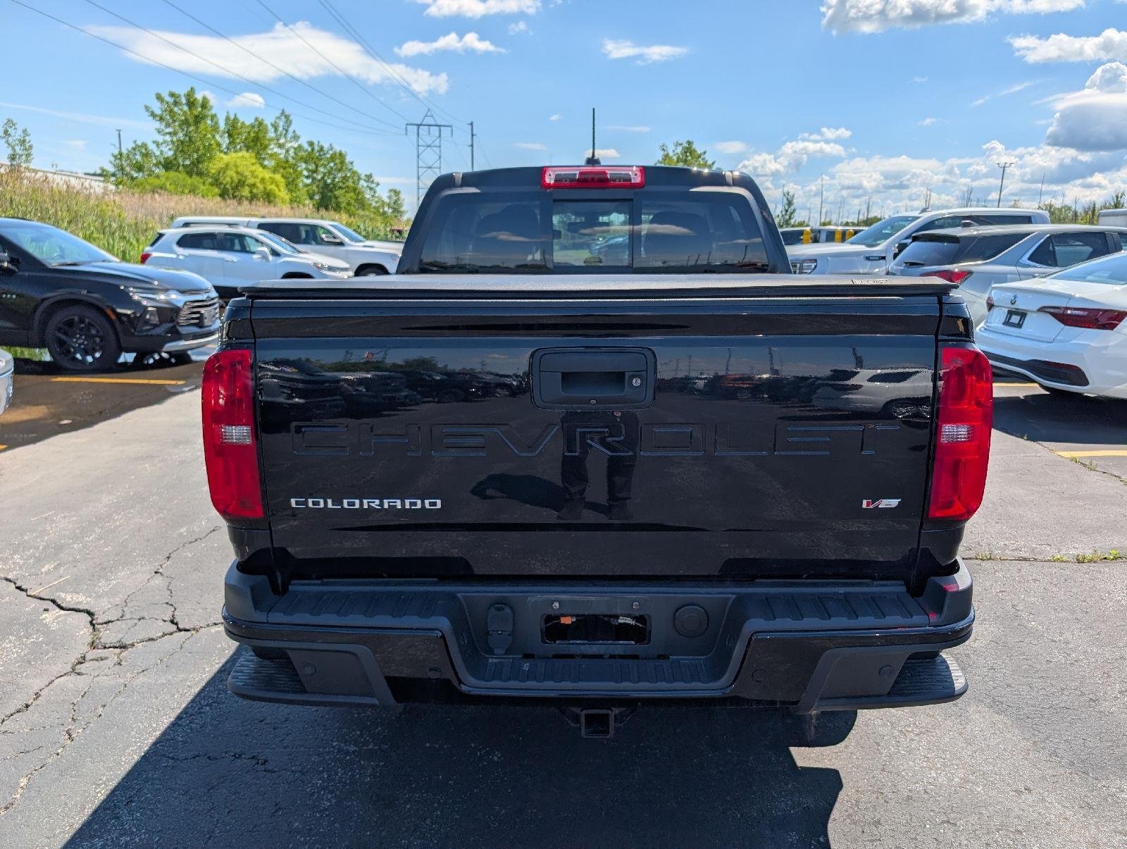 Used 2022 Black Chevrolet 4WD Z71 image 6