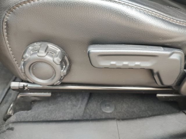 Used 2021 Gray Jeep Unlimited Sahara Altitude image 29