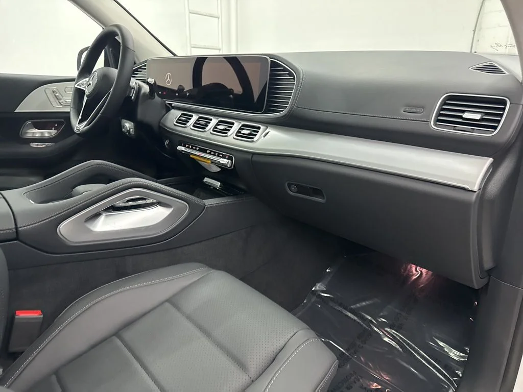 Certified Used 2026 White Mercedes-Benz GLE 350 image 29