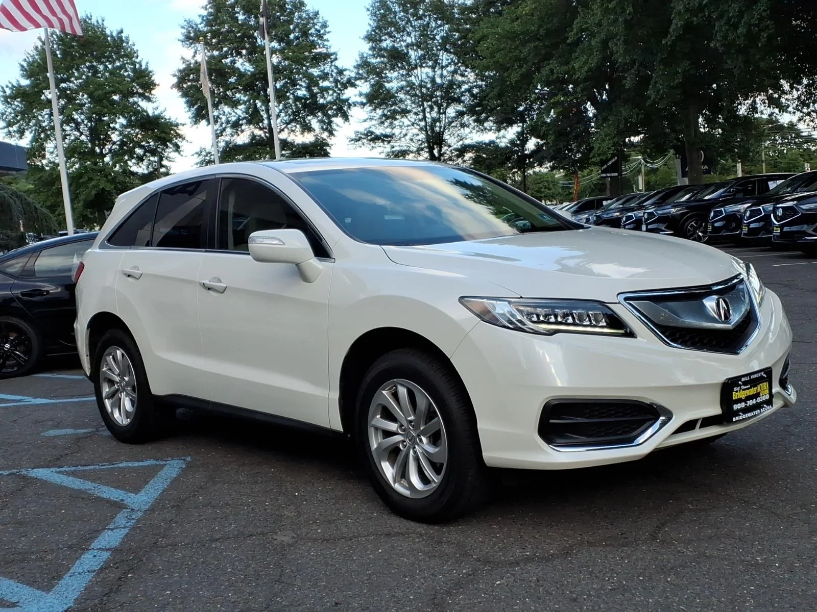 Used 2017 White Diamond Pearl Acura AWD with Technology Package image 3
