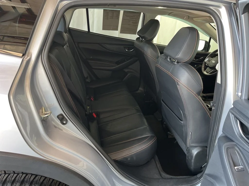 Used 2019 Silver Subaru 2.0i Limited image 25