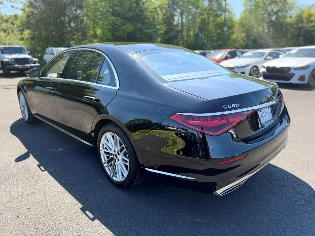 Used 2023 Black Mercedes-Benz S 580 4MATIC® Sedan with Warmth & Comfort Package image 6