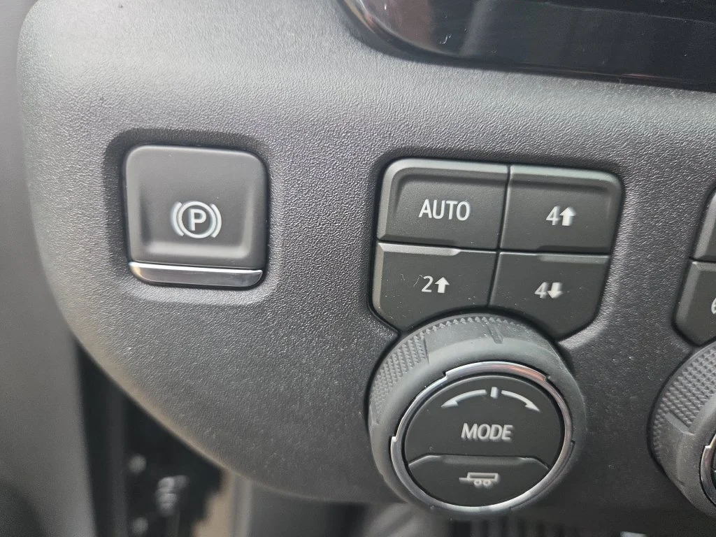 2026 Chevrolet Silverado 1500 LTZ - Photo 20