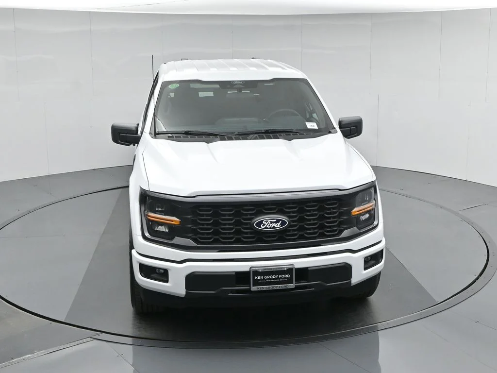 New 2026 Oxford White Ford STX image 35