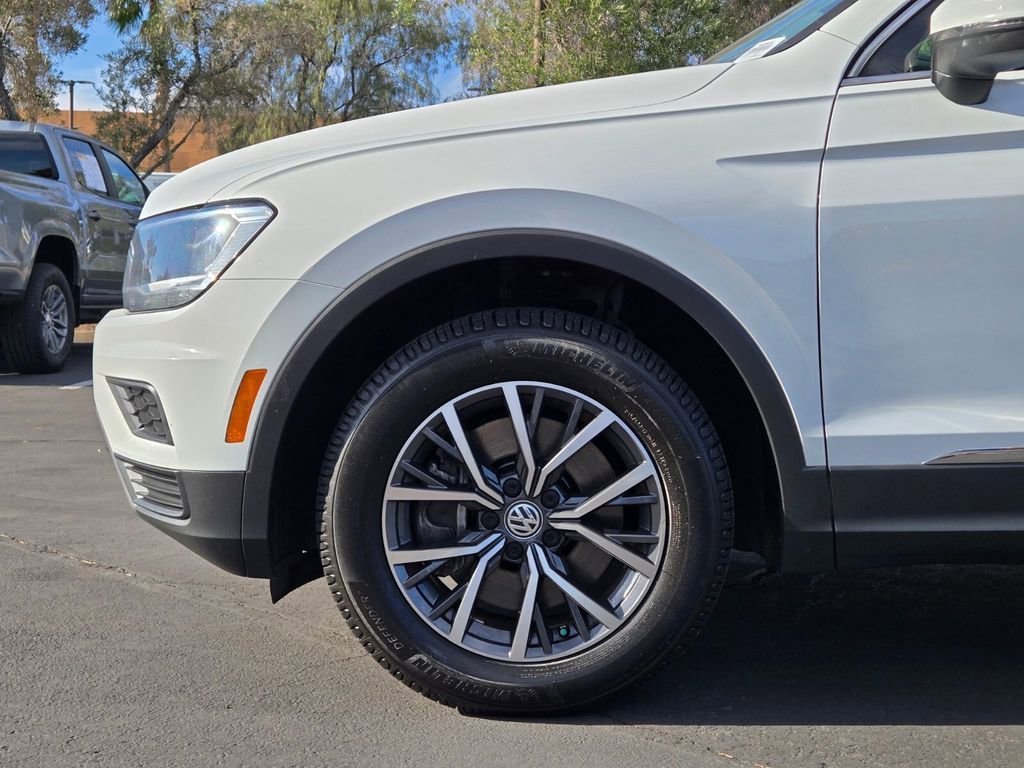 2020 Volkswagen Tiguan SE - Photo 9