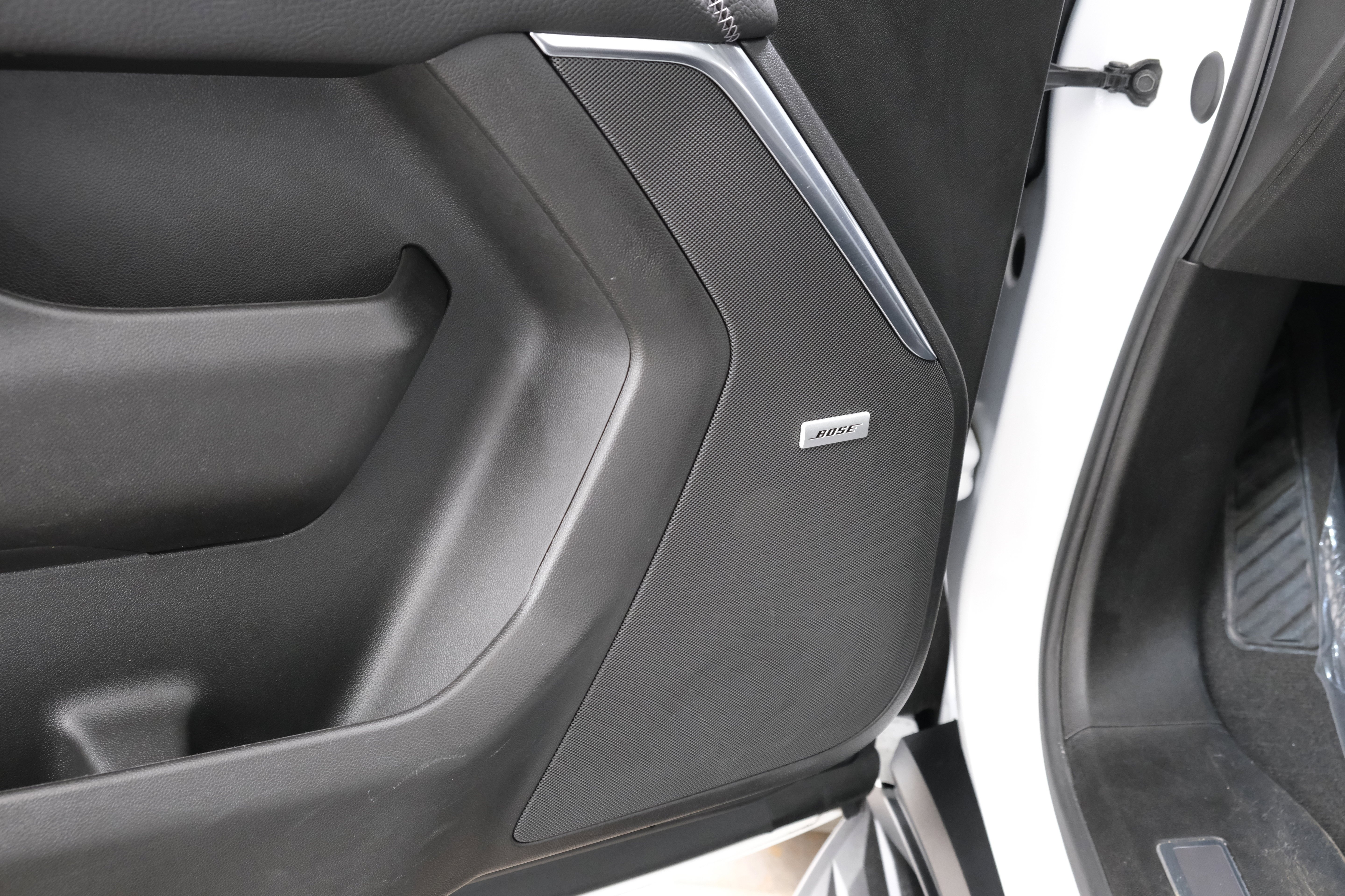 2024 GMC Yukon Denali - Photo 26