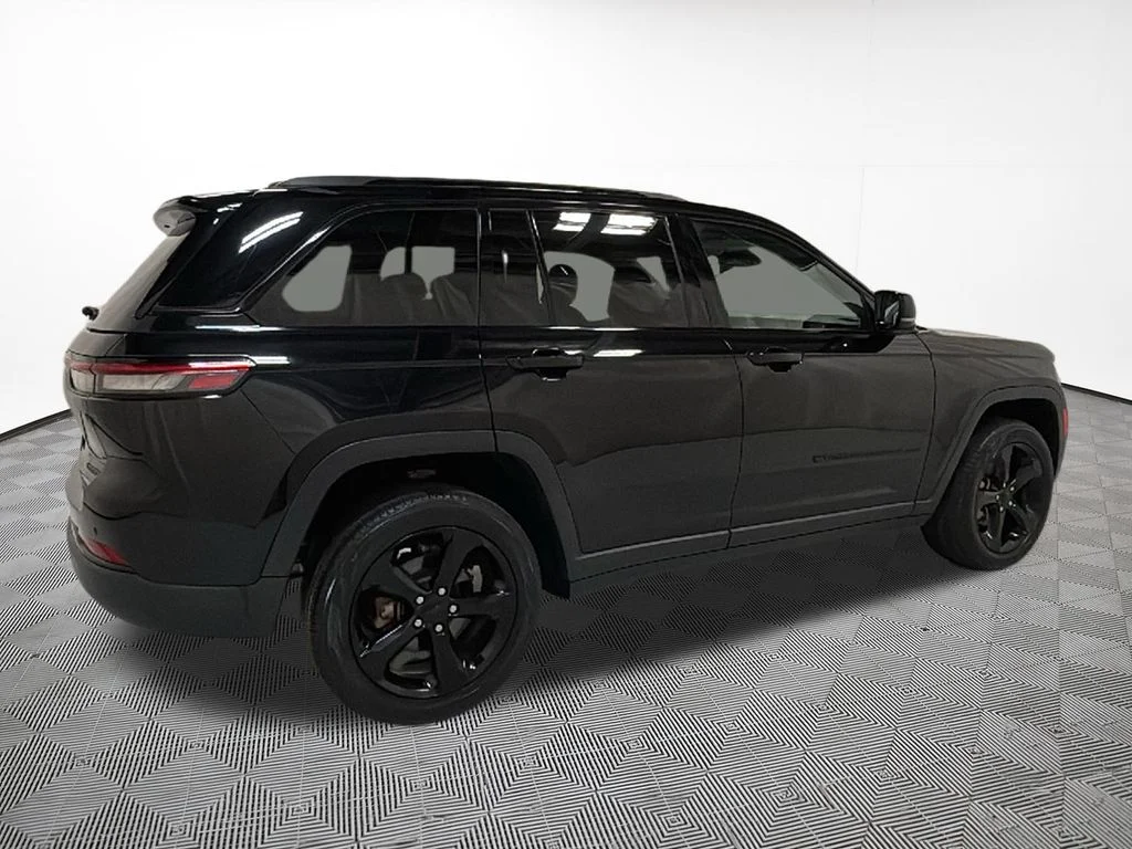Certified Used 2023 Black Jeep Limited image 9