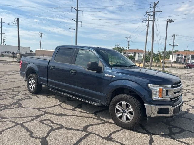 Used 2018 Blue Ford  image 3