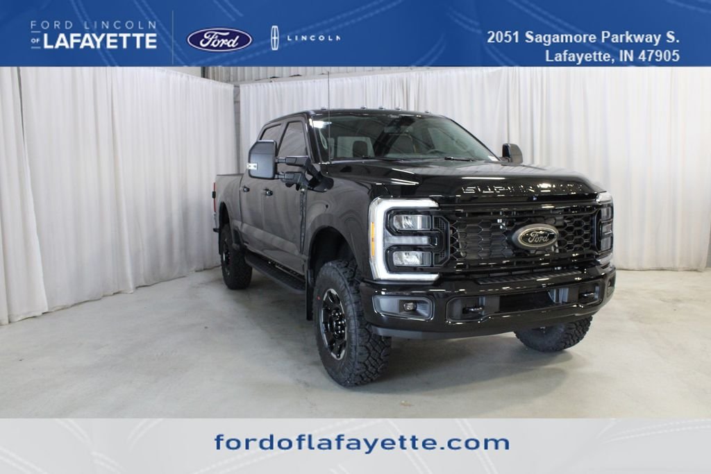 New 2026 Agate Black Metallic Ford XLT image 1