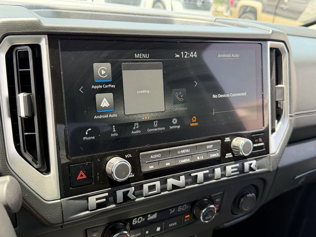 Used 2025 Gray Nissan SV image 18