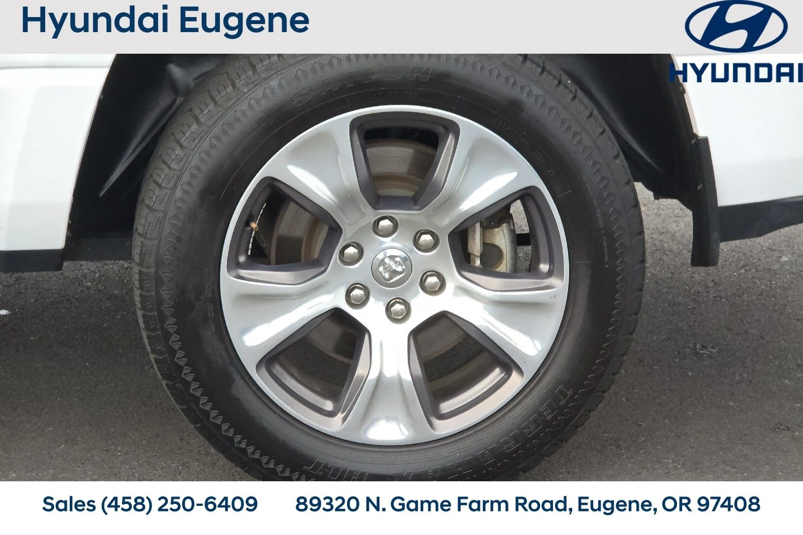 Used 2023 White Ram Laramie image 41