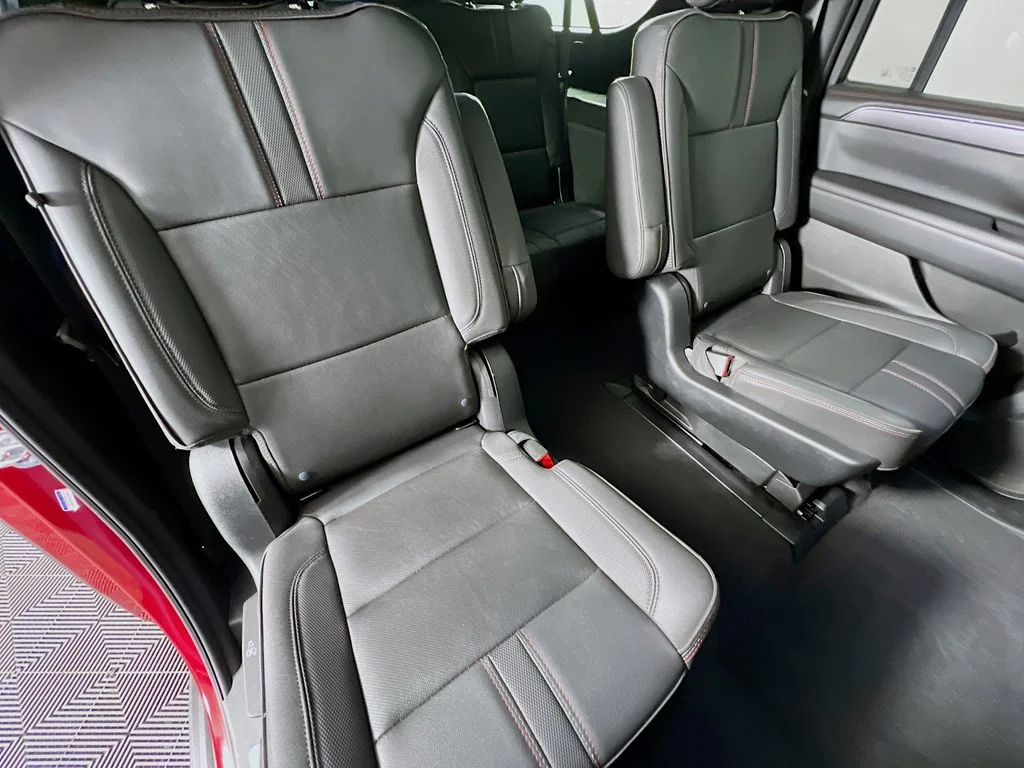 Used 2023 Red Chevrolet RST image 29