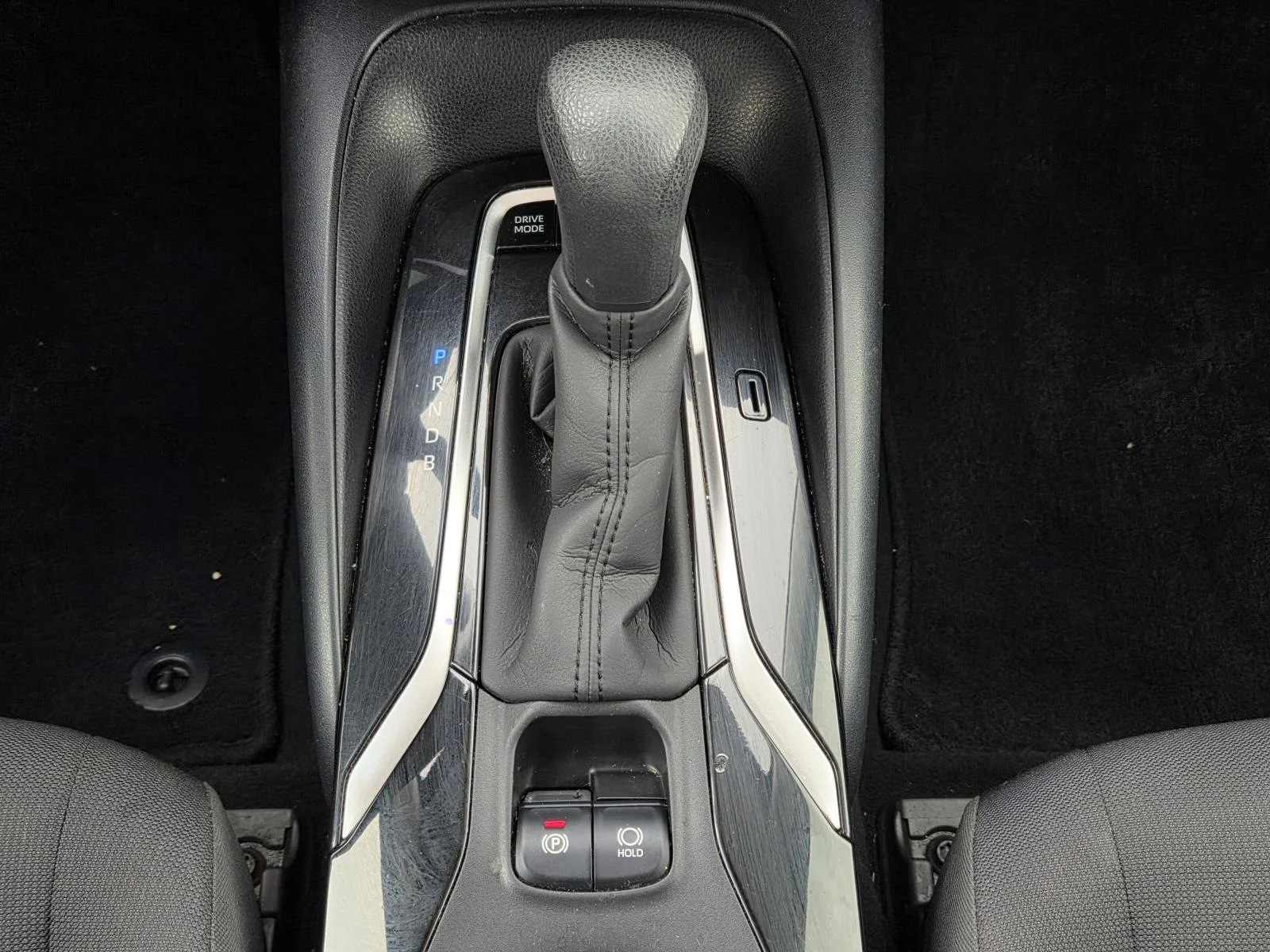 Used 2020 Silver Toyota Hybrid LE CVT (Natl) image 15