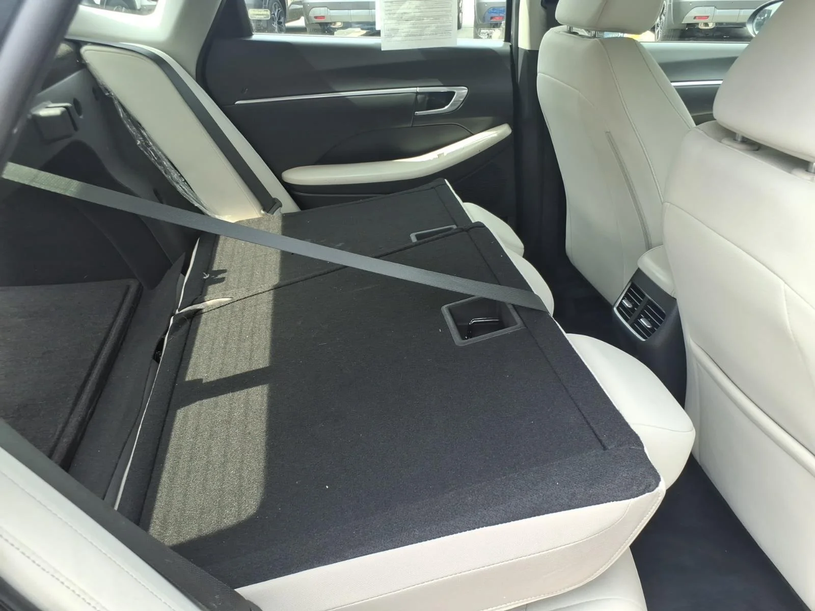 Used 2023 Portofino Gray Hyundai SEL image 24
