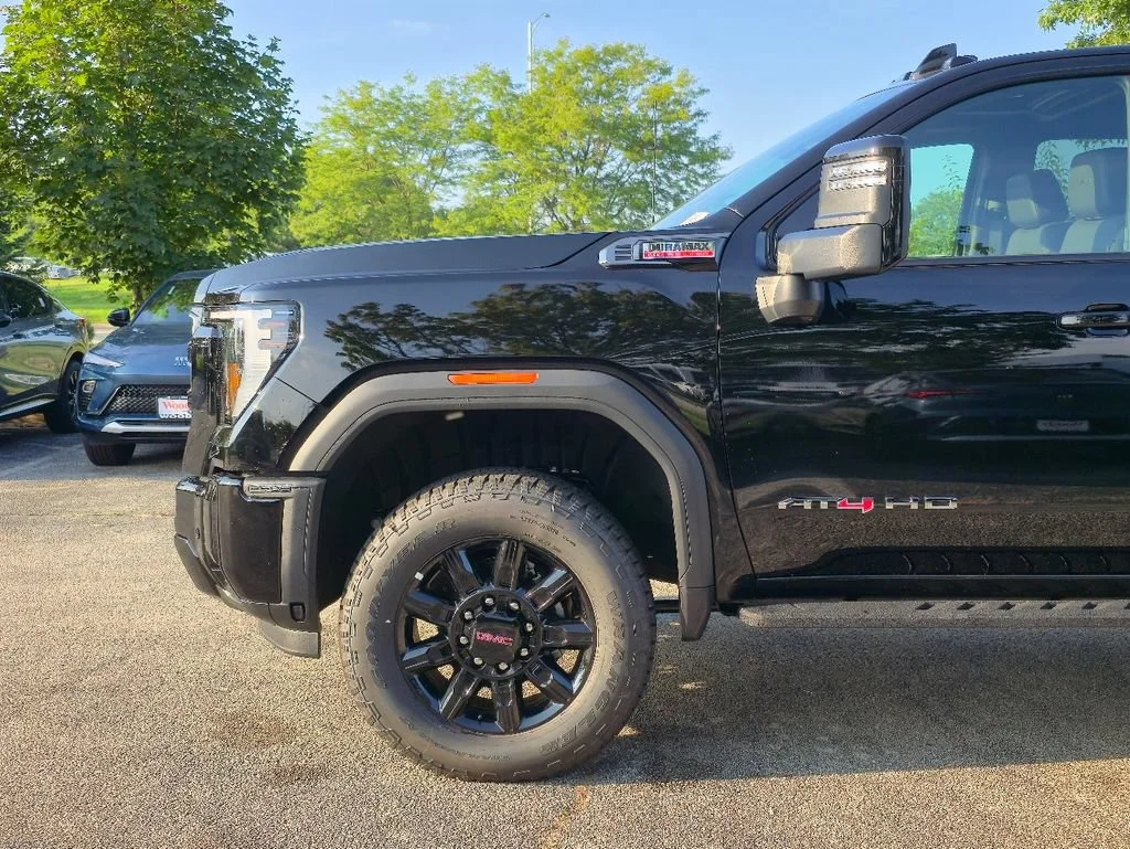 New 2026 Onyx Black GMC AT4 image 36