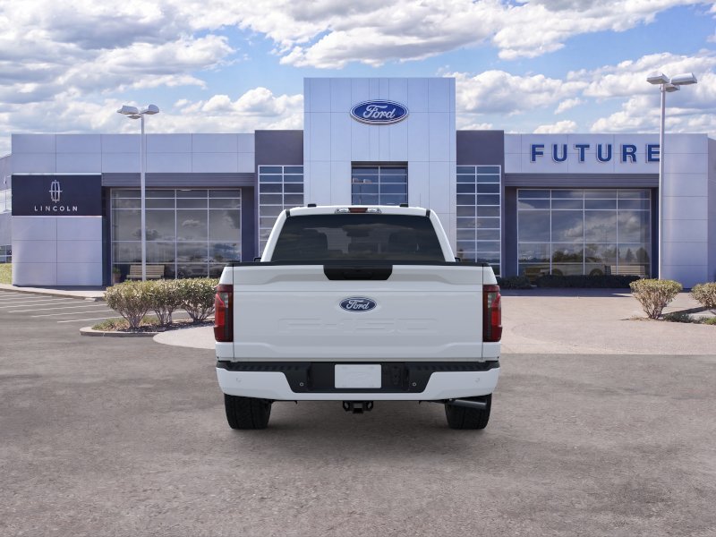 New 2026 Oxford White Ford XLT image 30