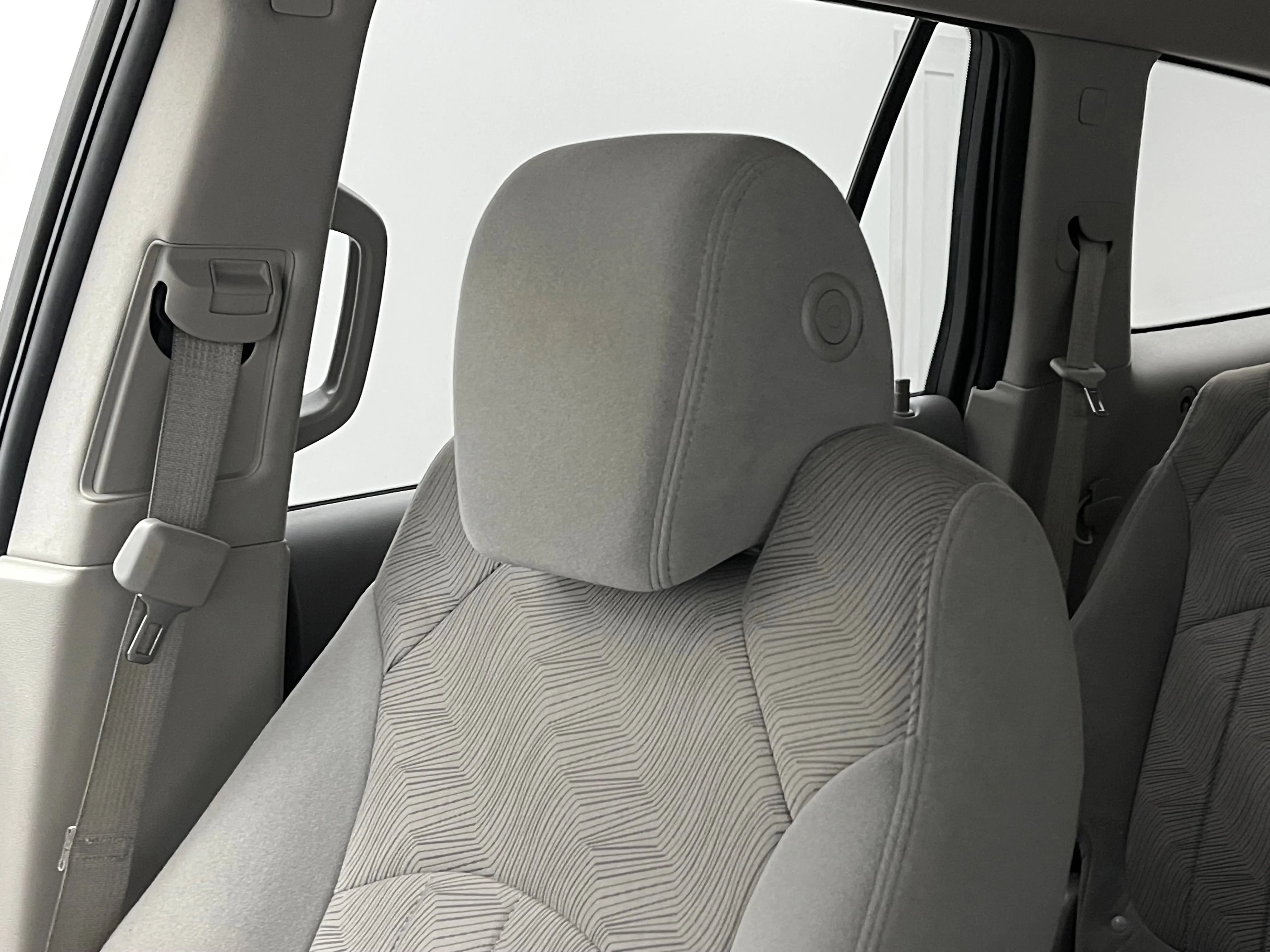 Used 2015 IRIDIUM METALLIC Buick Convenience image 43