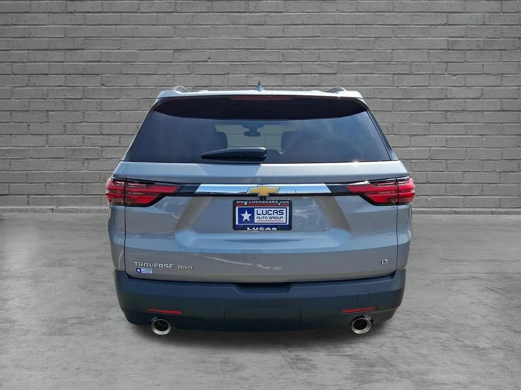 Used 2023 STERLING GRAY METALLIC Chevrolet LT Cloth image 10