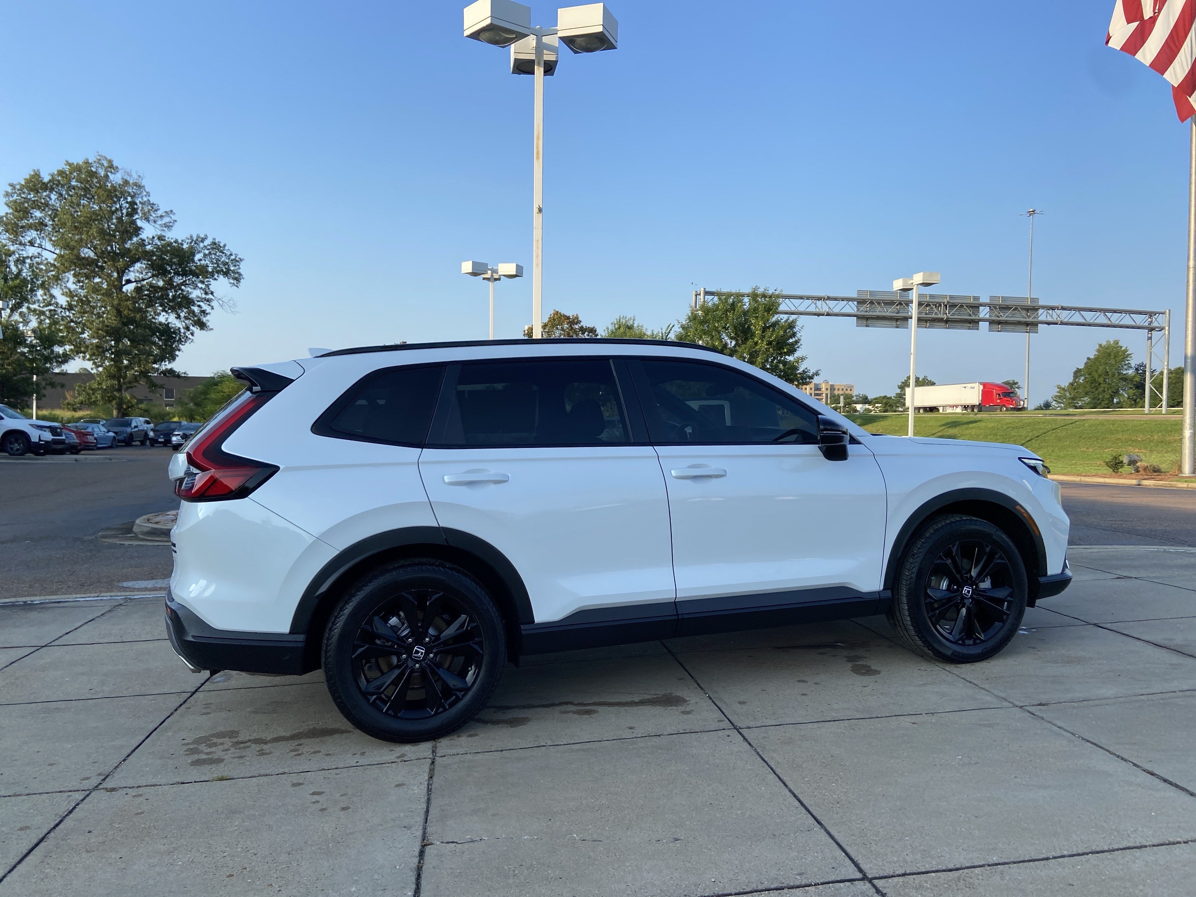 Used 2026 Platinum White Pearl Honda Sport Touring image 12