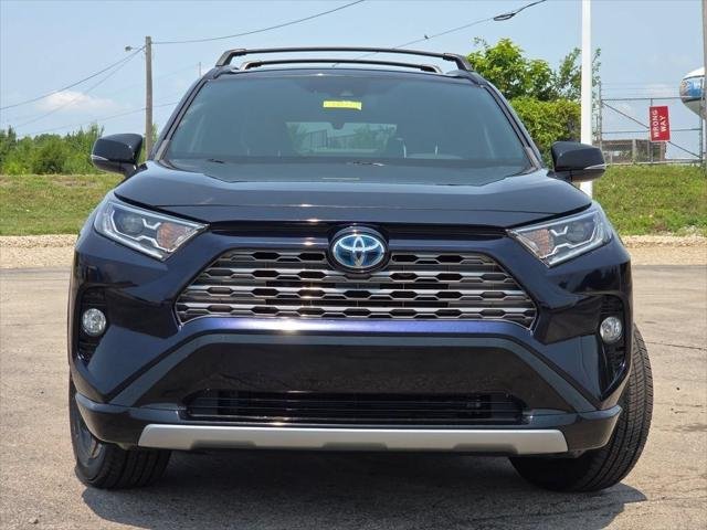 Certified Used 2020 BLUEPRINT/MIDNIGHT B Toyota  image 3