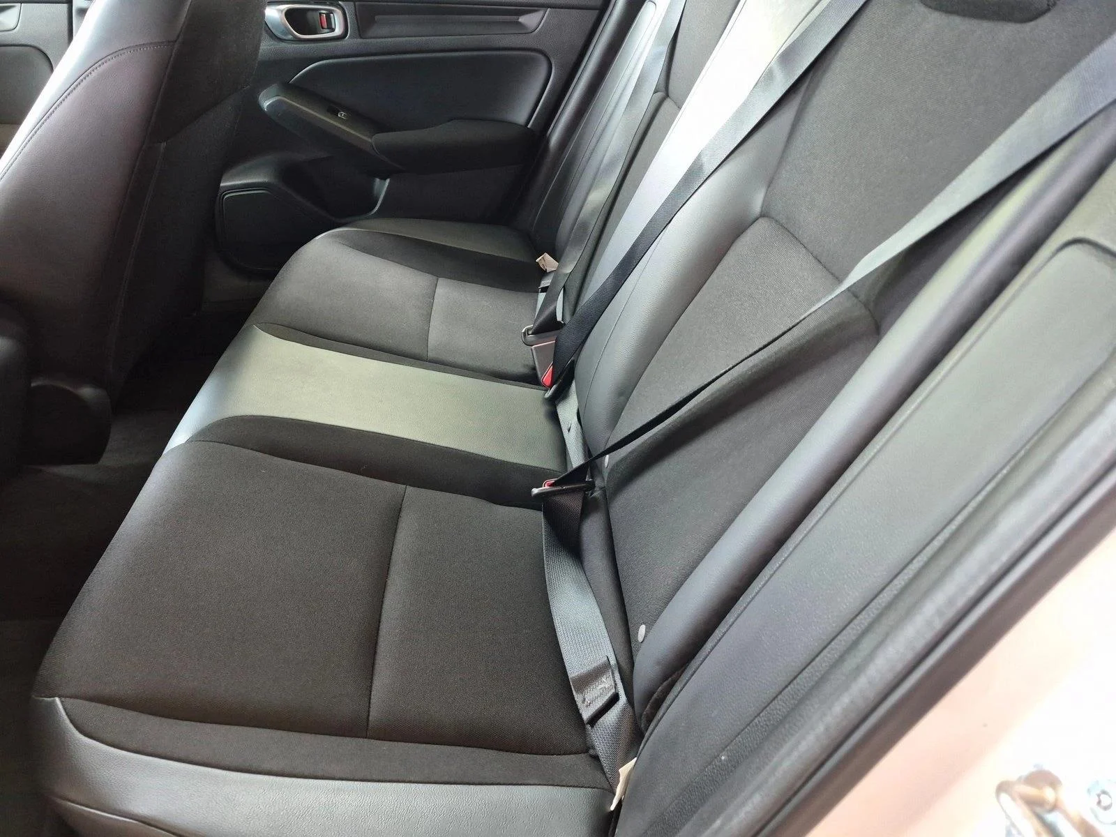 Used 2024 Platinum White Pearl Honda Sport image 18