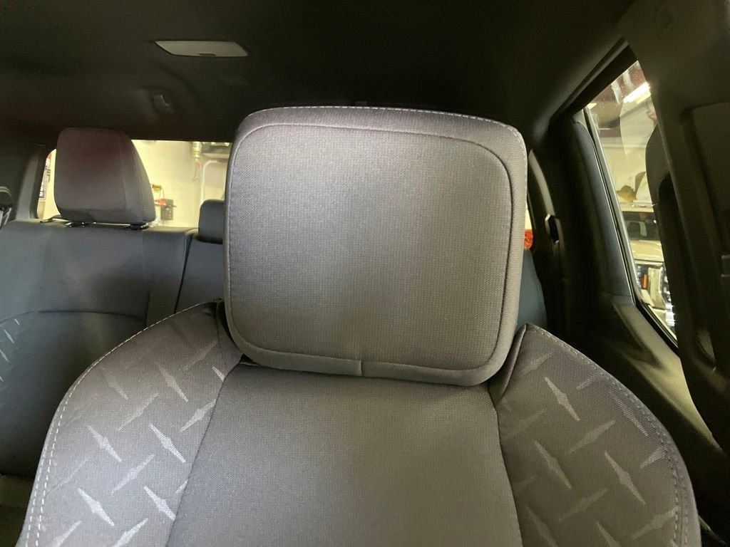 2026 Toyota Tacoma SR5 - Photo 11