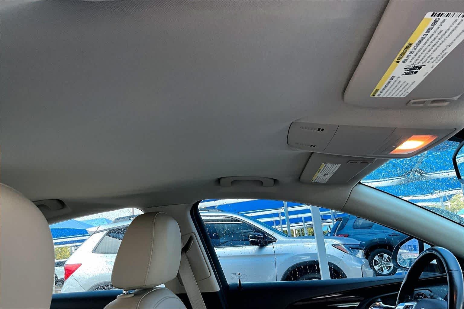 Used 2011 Summit White Buick CXL RL3 image 12