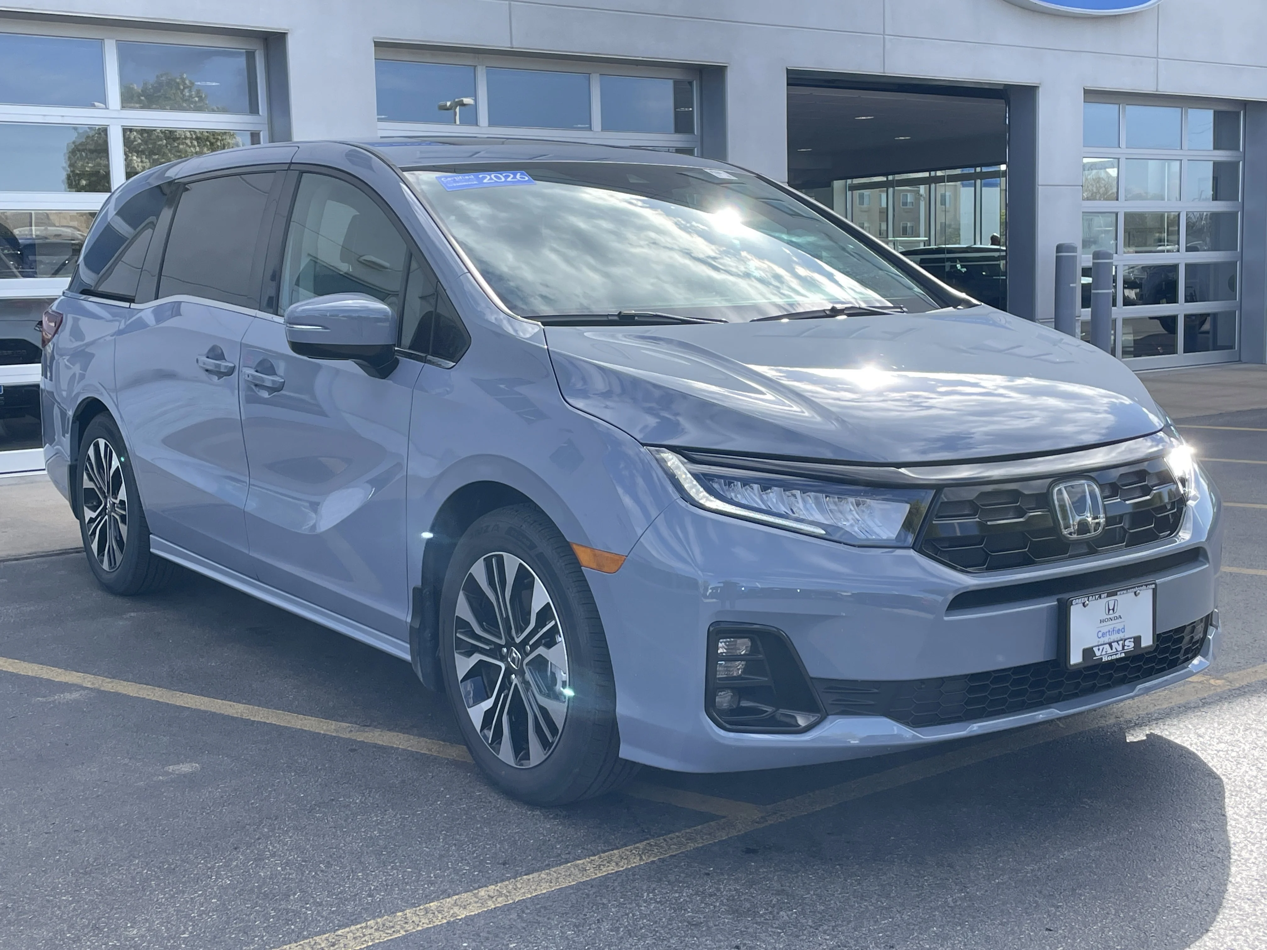 2026 Honda Odyssey Elite's photo