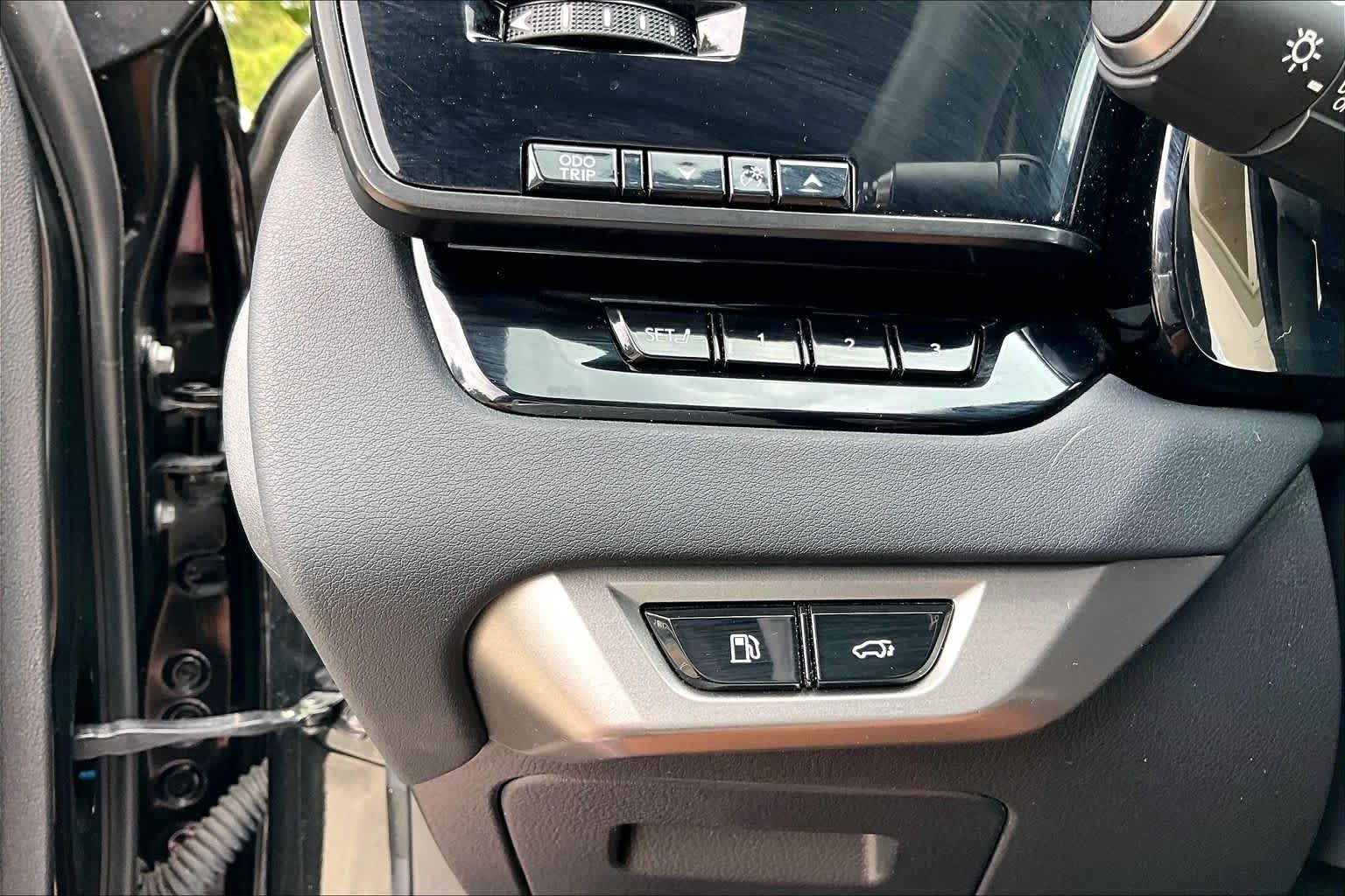 Used 2024 Caviar Lexus Premium image 31
