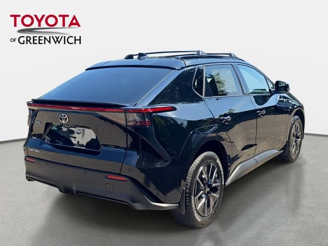 New 2026 Midnight Black Metallic Toyota XLE image 3
