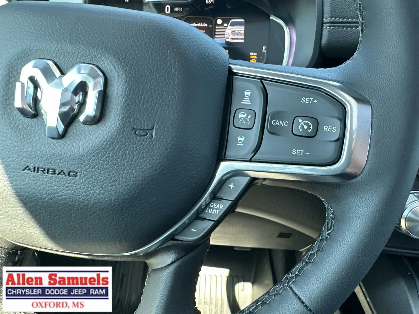 2026 RAM 1500 Laramie - Photo 27