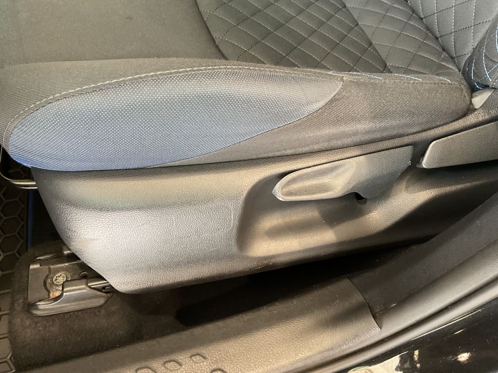Used 2021 Black Toyota XLE image 14