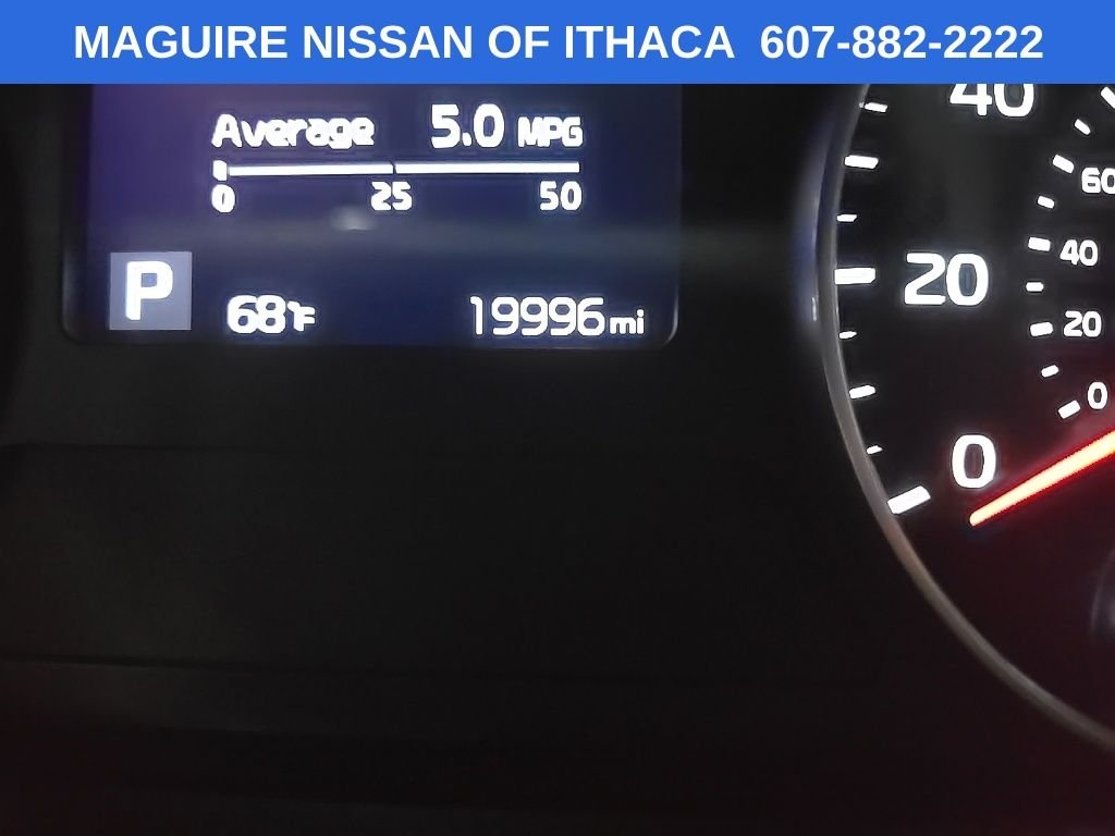Used 2023 Black Kia S image 22