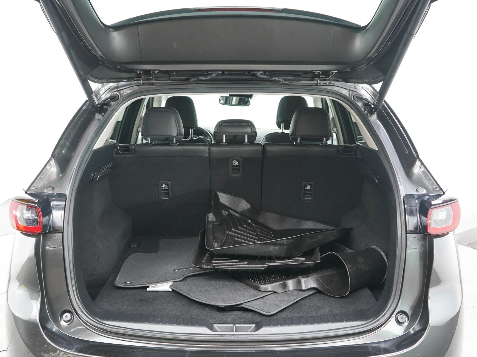 Used 2025 Machine Gray Metallic Mazda 2.5 S Preferred Package image 15