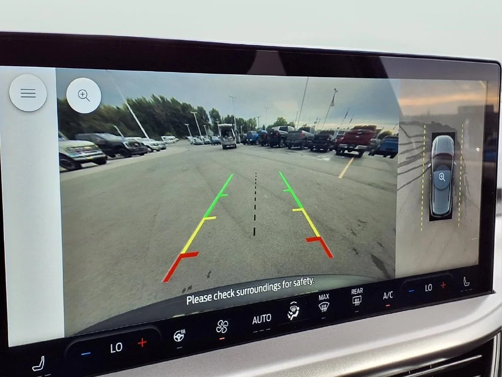 Used 2023 White Ford Active image 18