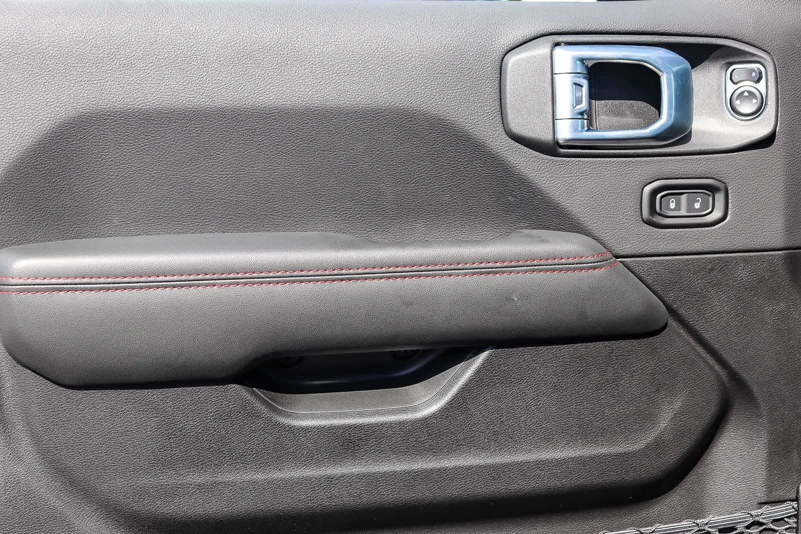 New 2026 Reign Exterior Paint Jeep Rubicon X image 21