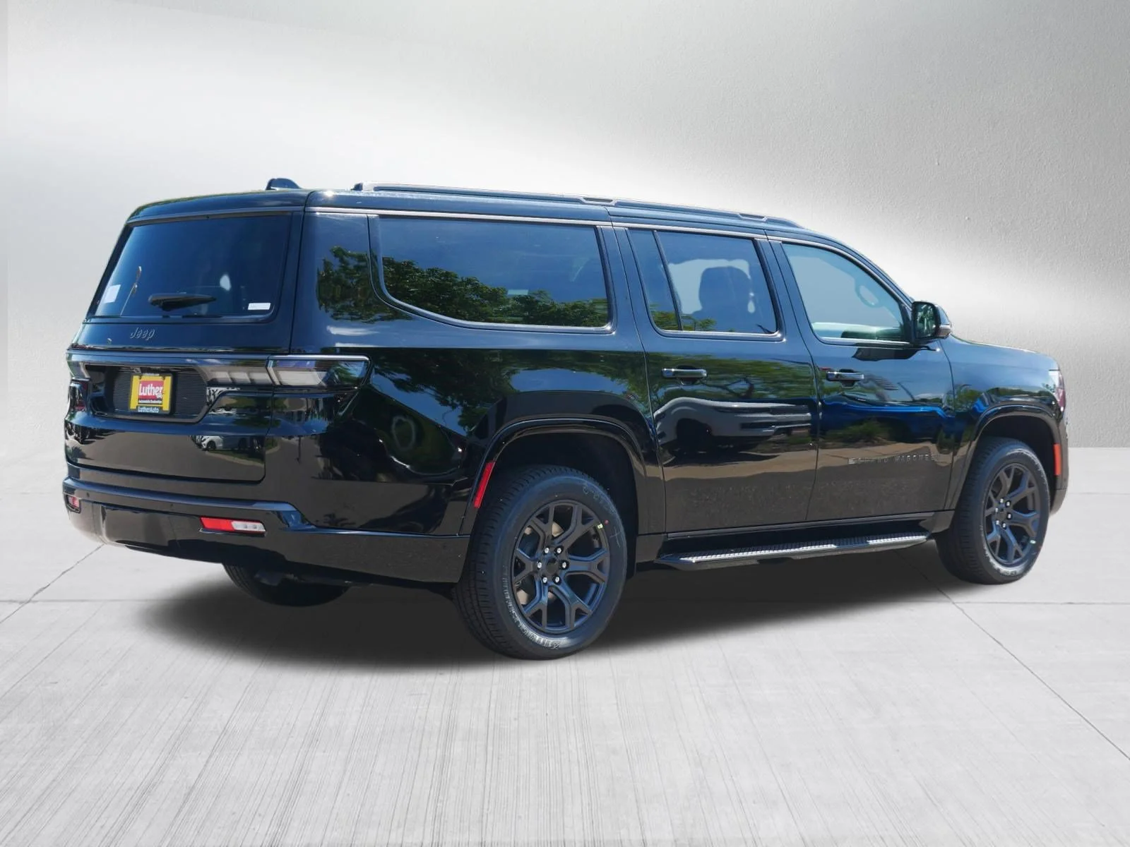 New 2026 High Gloss Black Exterior Paint Jeep Limited Altitude image 7