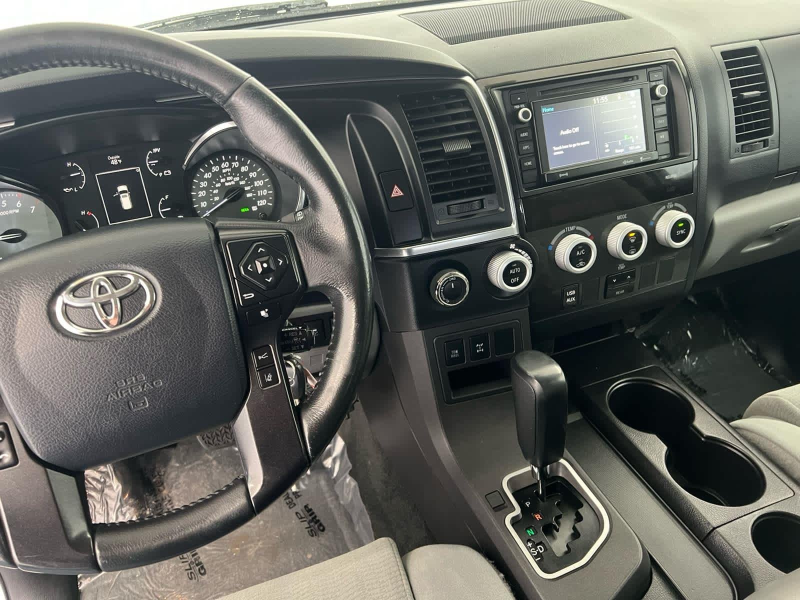 Used 2018 Super White Toyota SR5 image 23