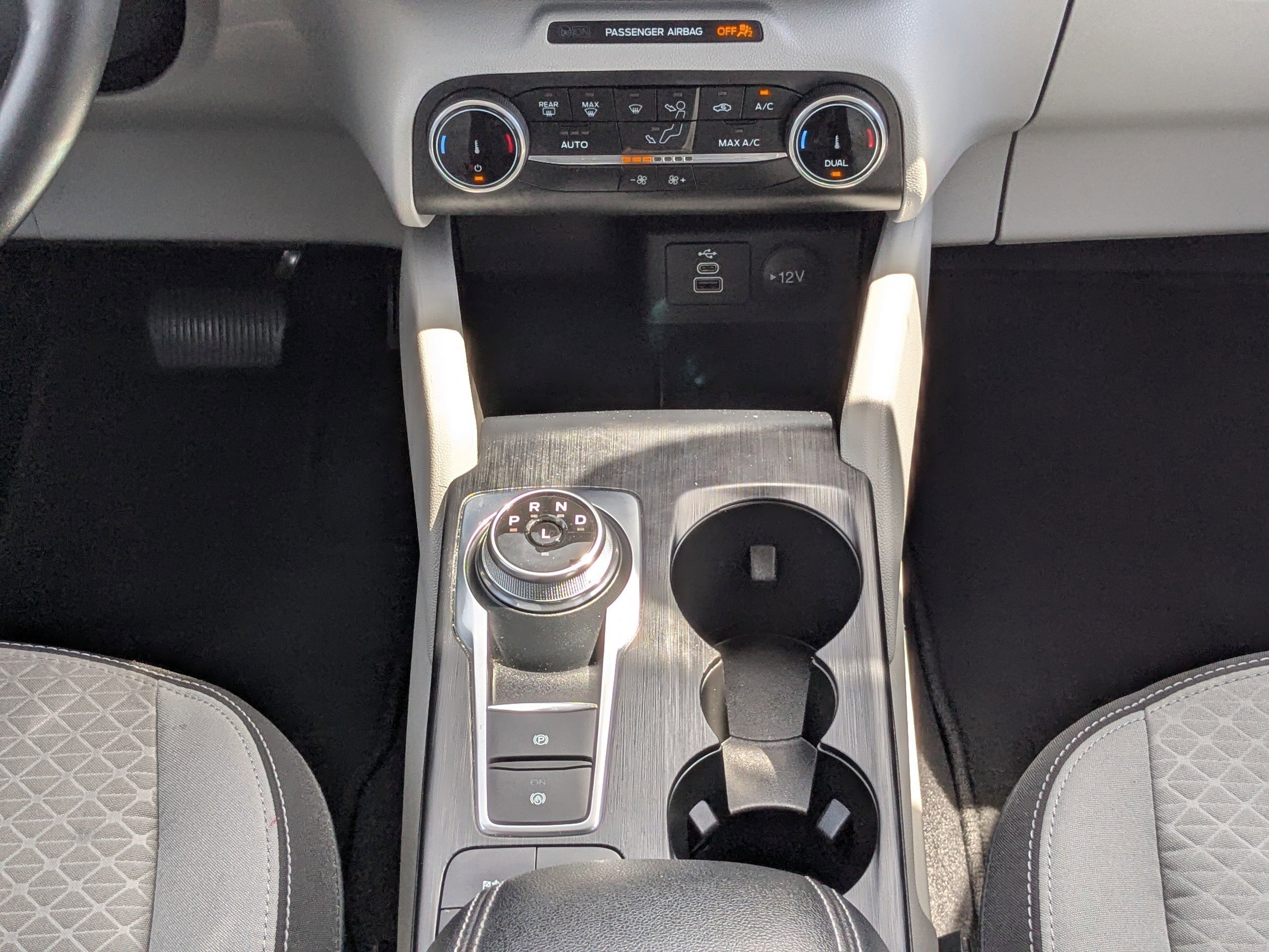 Used 2024  Ford Active image 20
