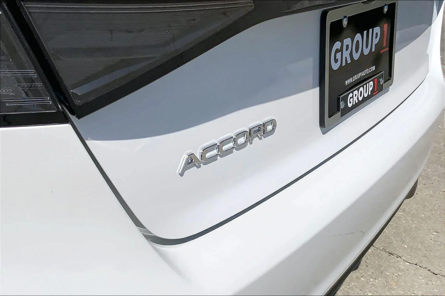 New 2026 Platinum White Pearl Honda LX image 17