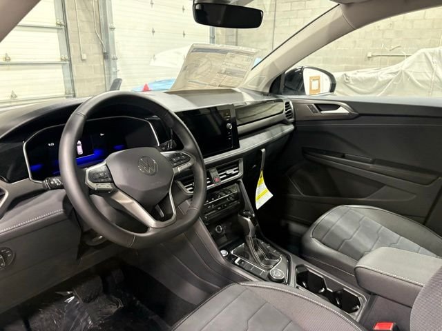 New 2026 White Volkswagen 1.5T SE Black image 9
