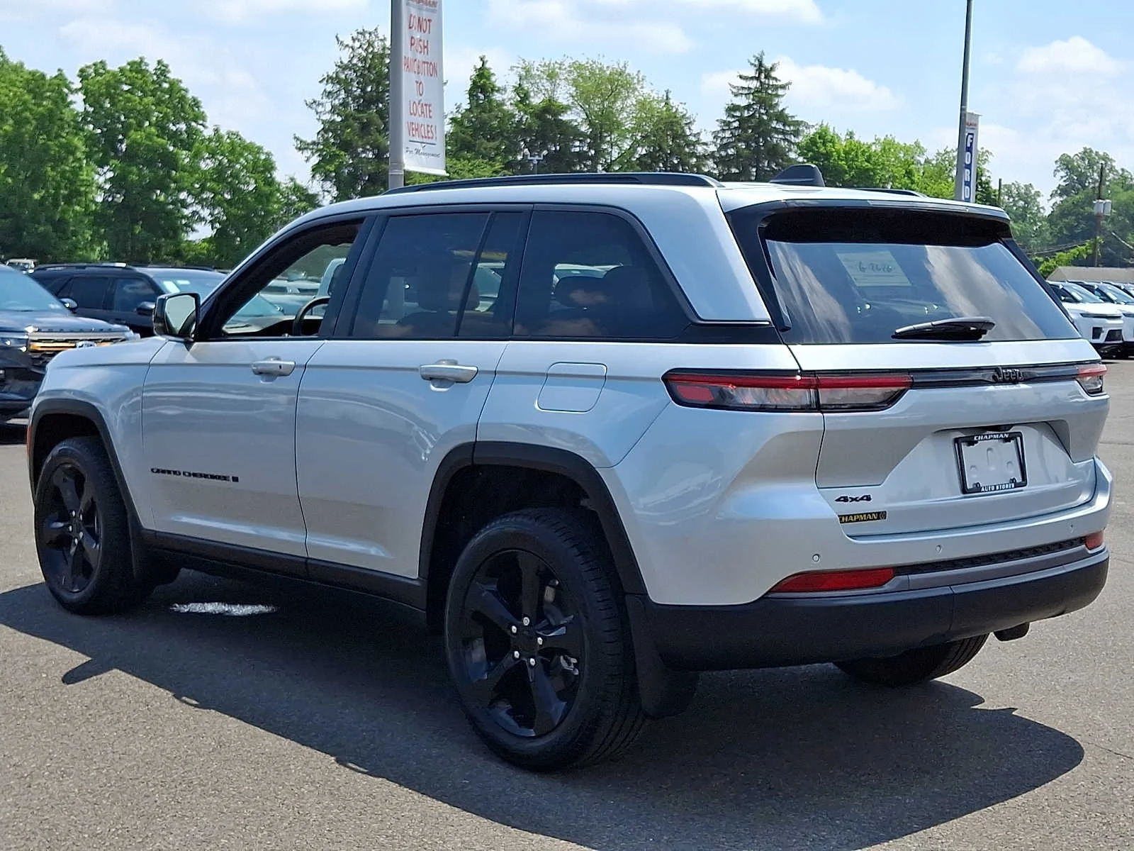 Used 2026 Silver Zynith Jeep Limited image 4