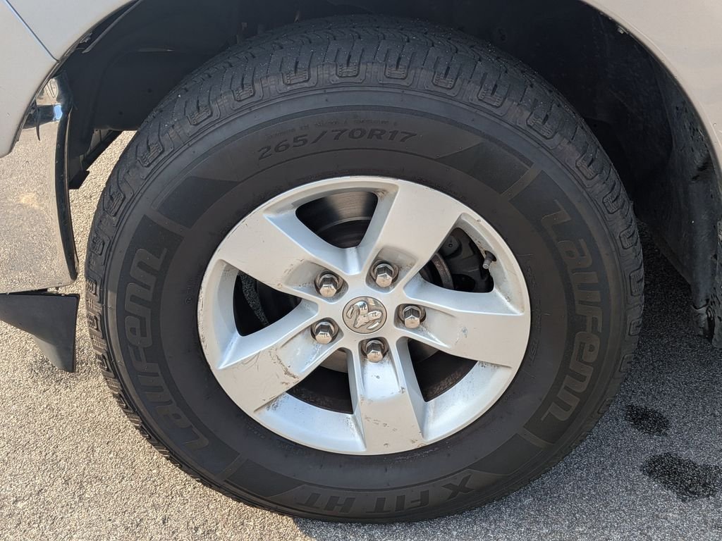 Used 2021 Silver Ram Tradesman image 5